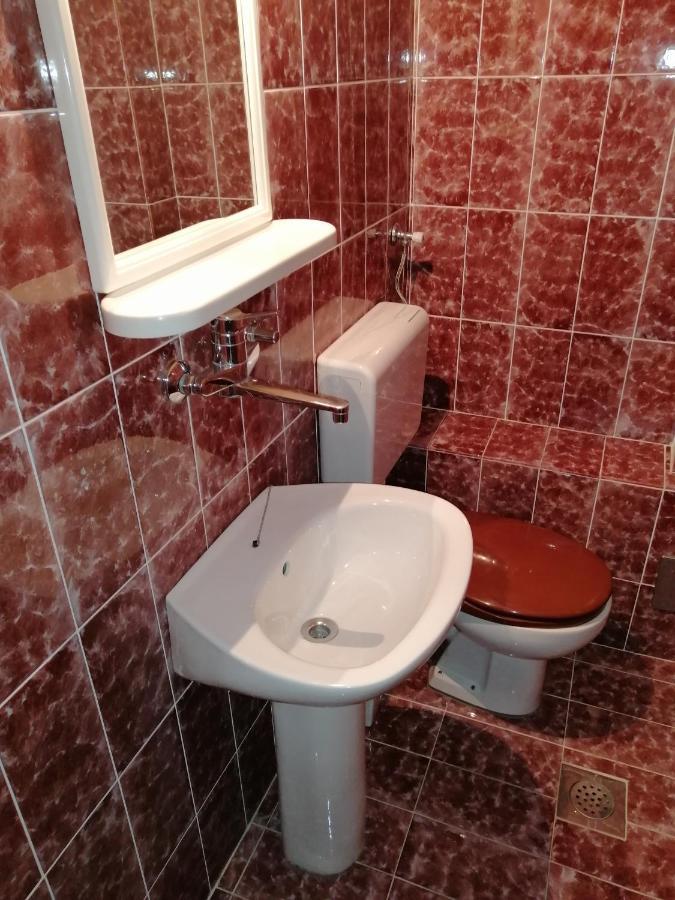 Lovely 2-bedroom In * Budva