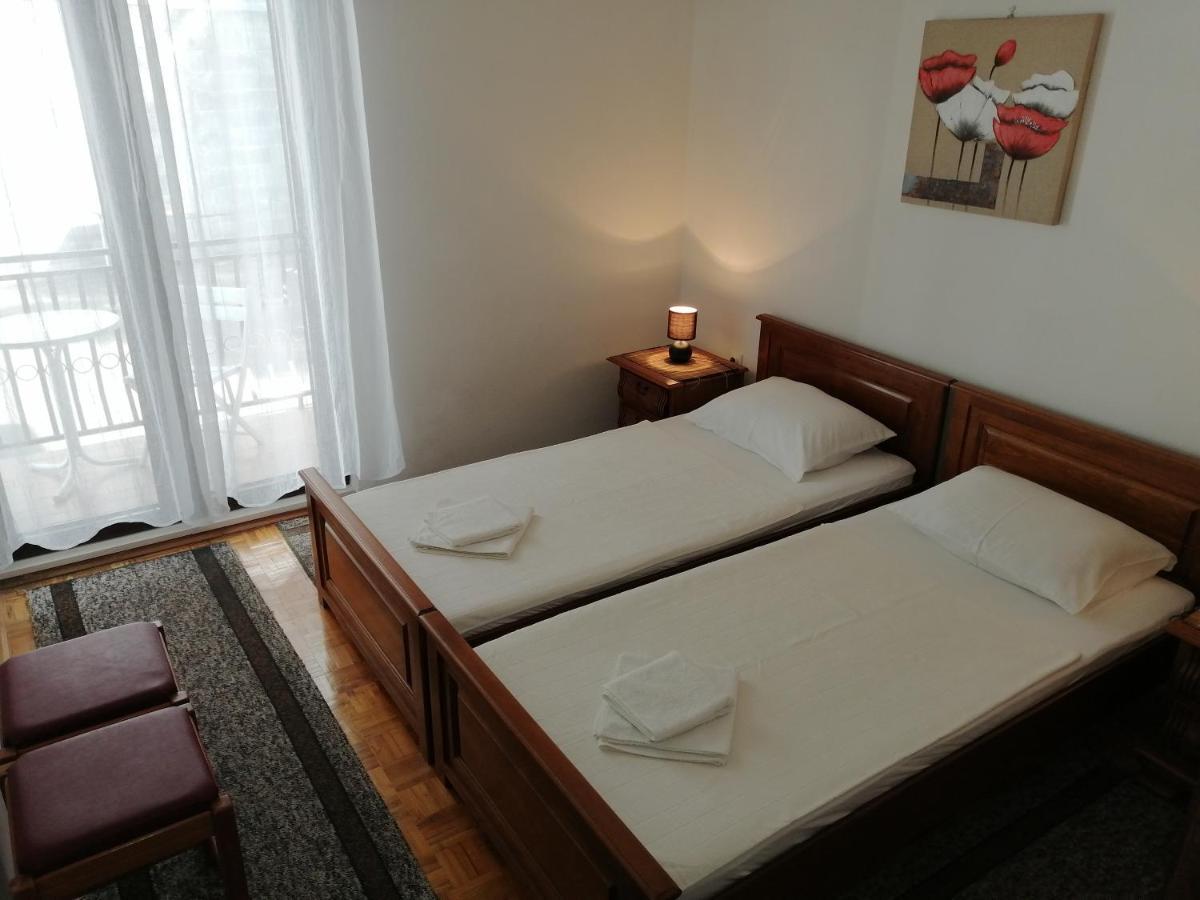Lovely 2-bedroom In * Budva